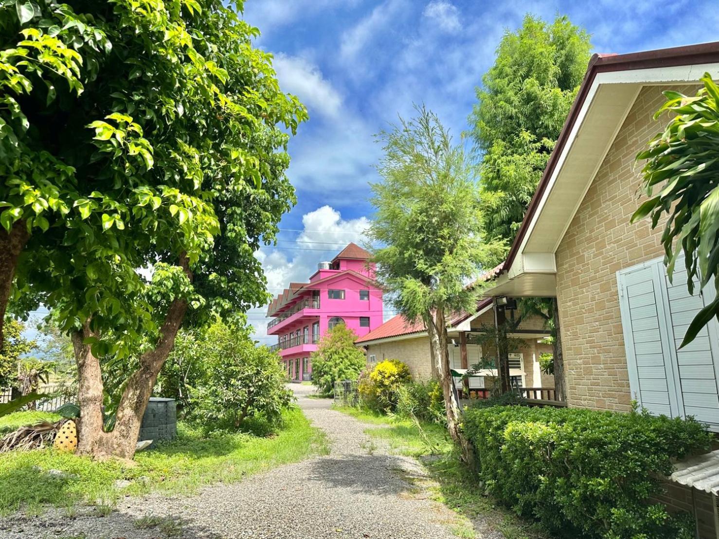 Fairy Story Village Farm B&B Донгшан Екстериор снимка